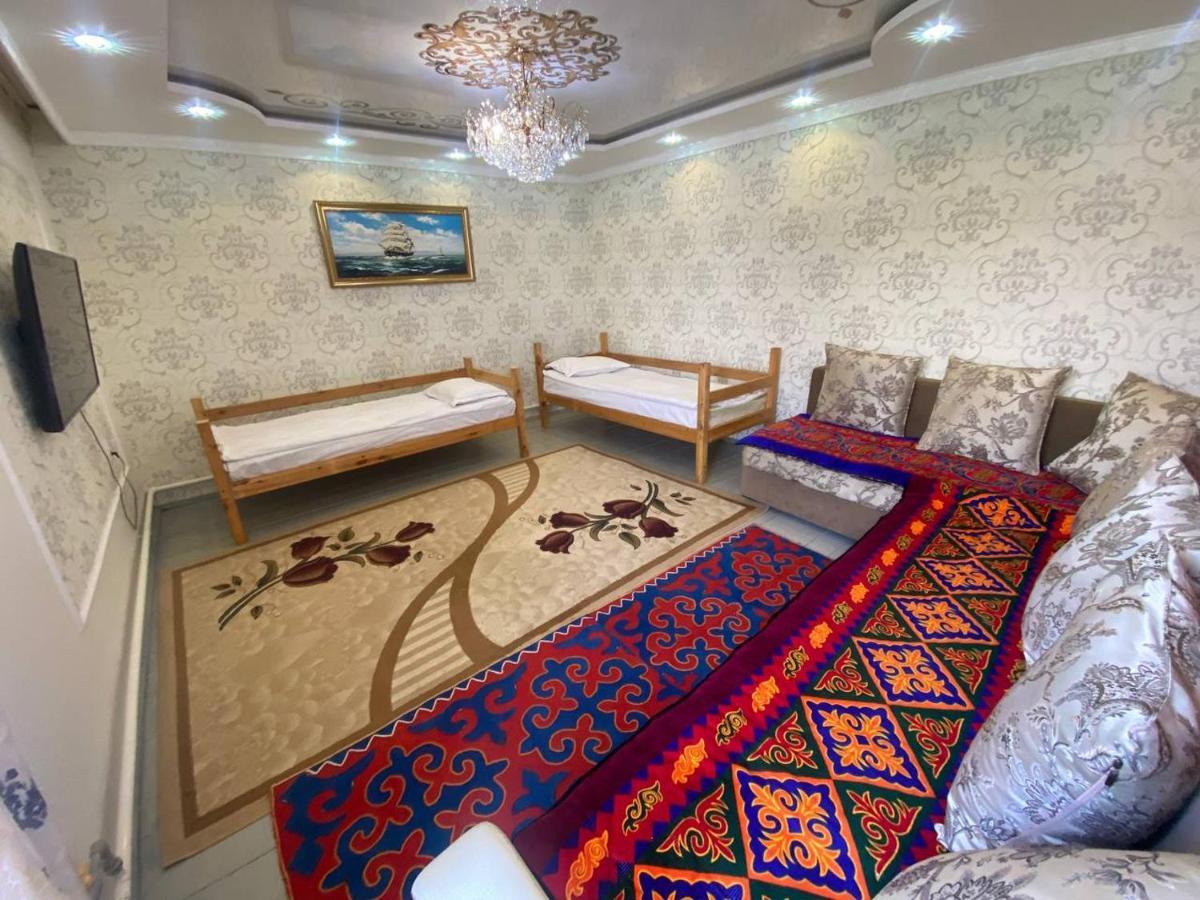 Naryn Guest House Exteriör bild